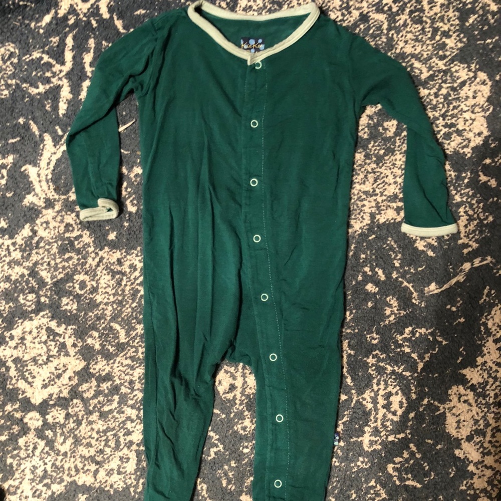Kickee pants froggy onesie